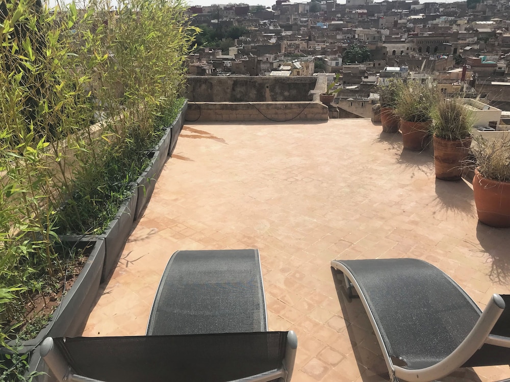 Dar 7 Louyat 27/50