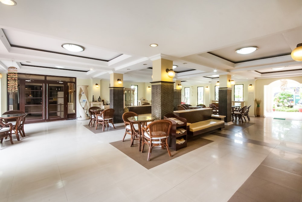 Cebu Hilltop Hotel 44/54