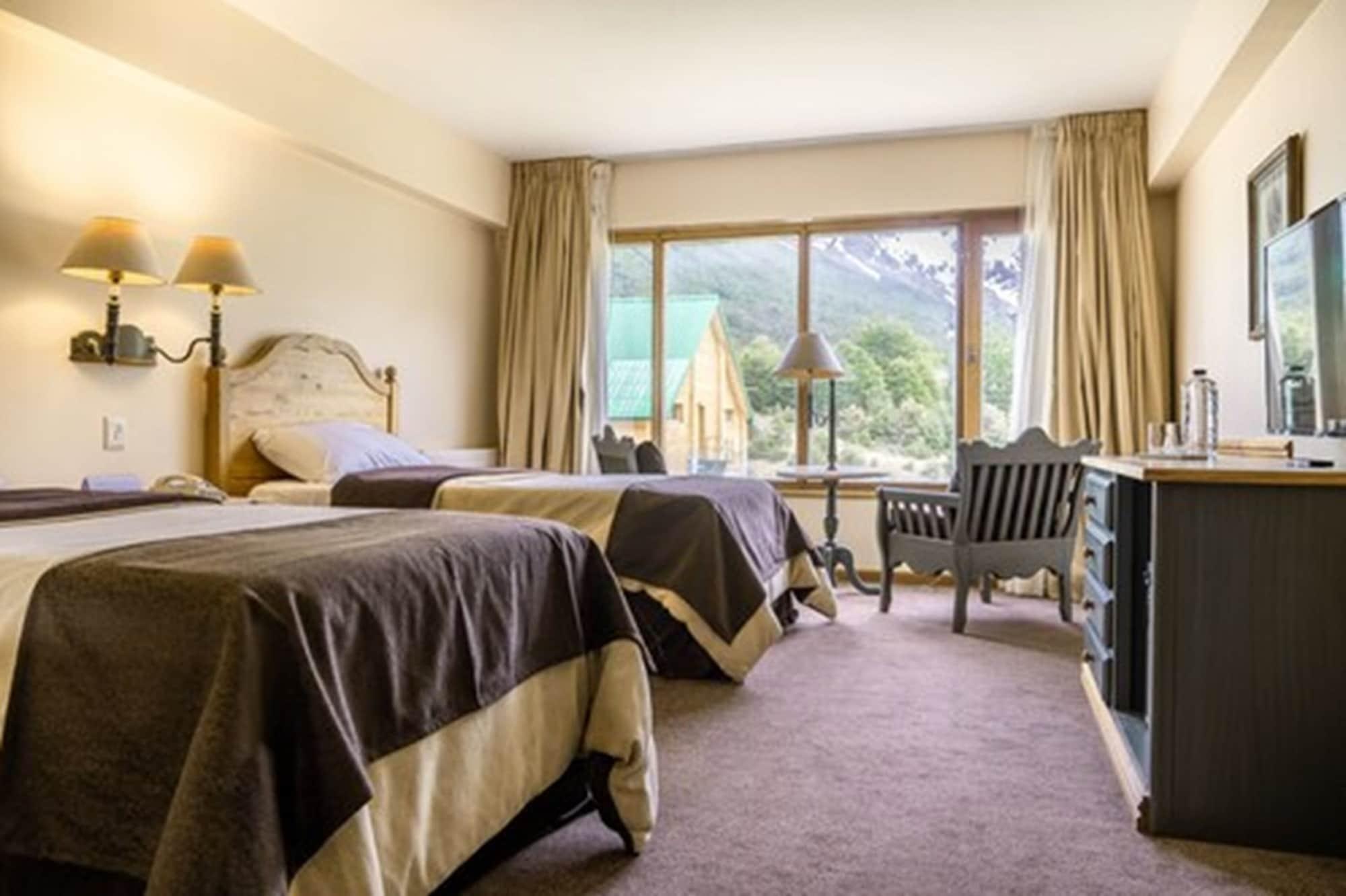 Room, Multiple Beds
