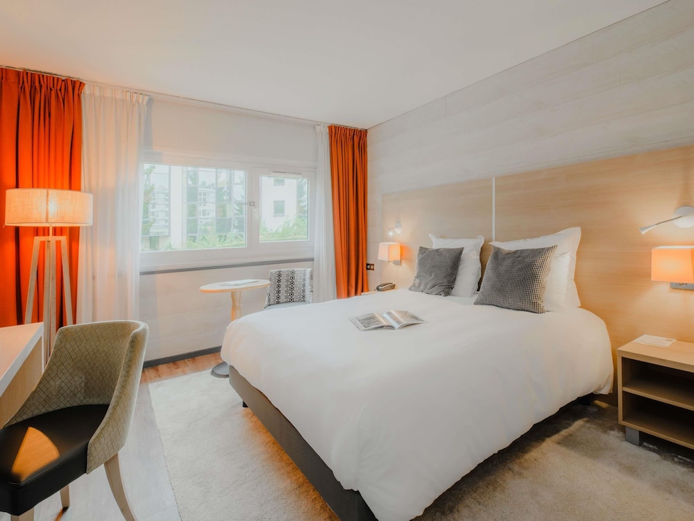 PRIVILEGE, DOUBLE BED, GARDEN VIEW