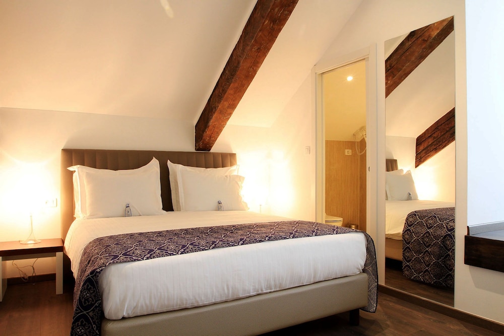 Azur Palace Luxury Rooms 20/82