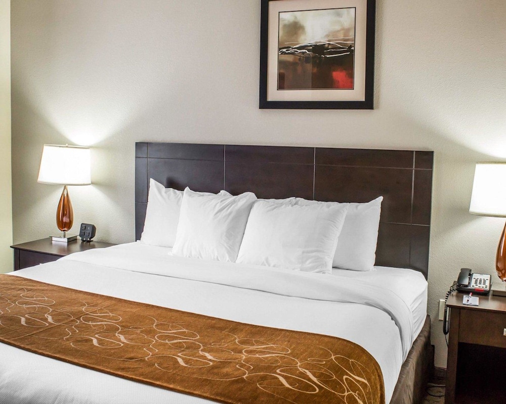 Comfort Suites Wilson I-95 8/30
