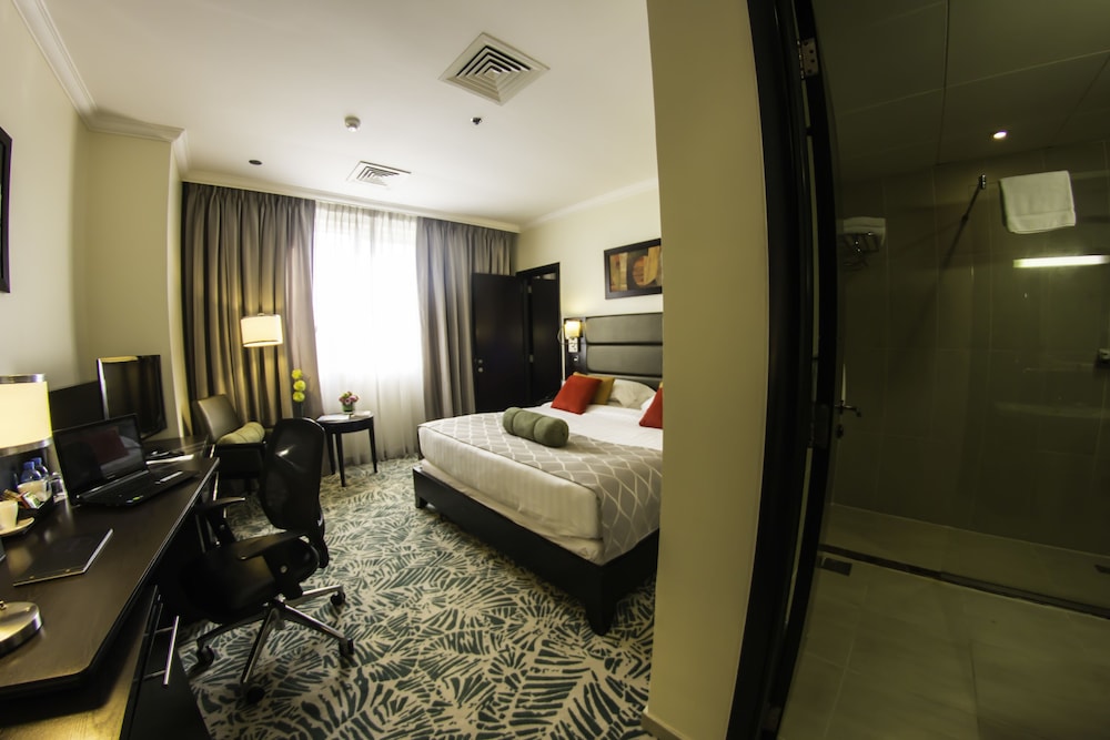 The Royal Riviera Hotel Doha 12/50