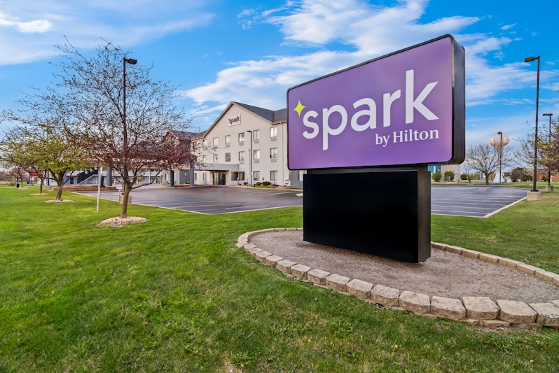 Spark by Hilton Merrillville 21/23