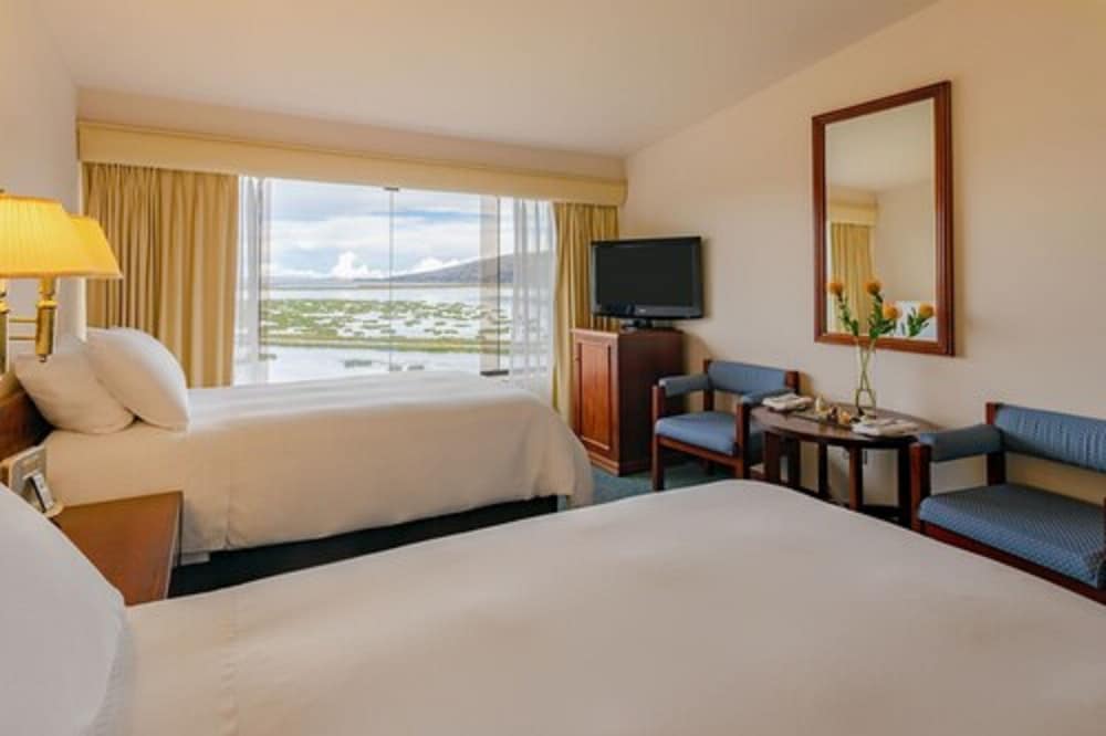 Sunrise, Superior, Twin Beds, Lake View
