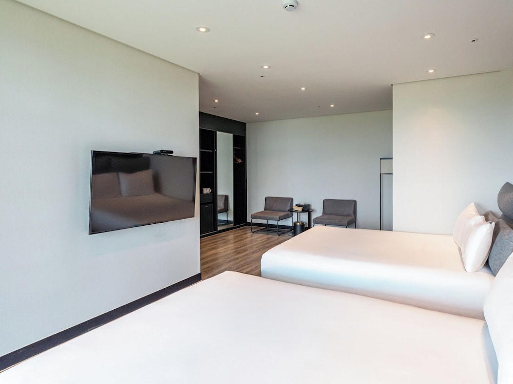 Hotel & Pool Villa Attirance 17/50