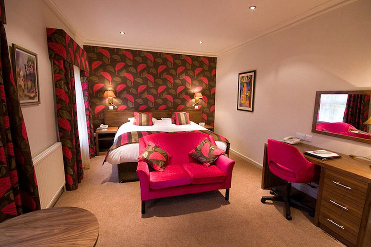 EXECUTIVE, DOUBLE BED