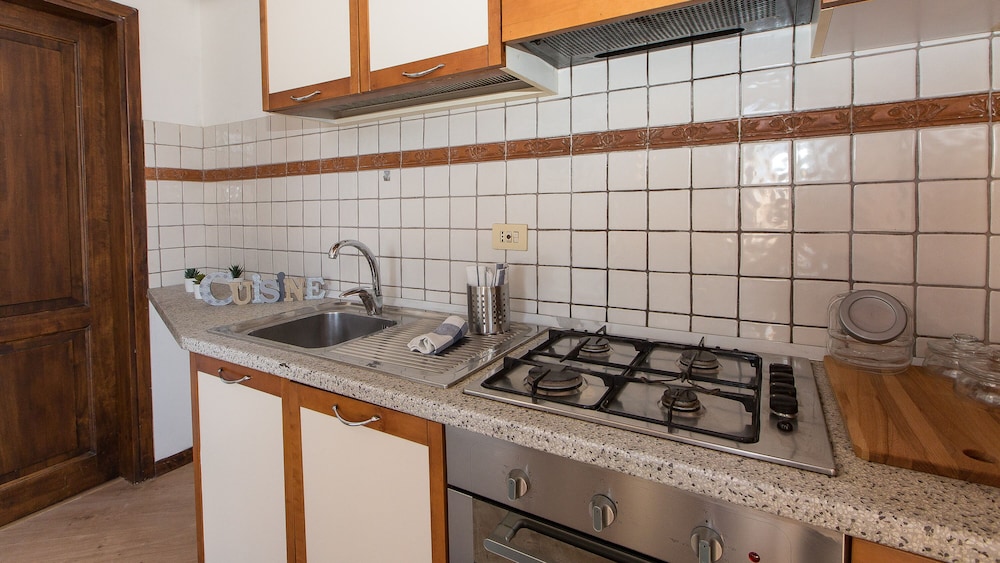 Rental In Rome Rosselli Palace Deluxe 3 Apartment 44/50