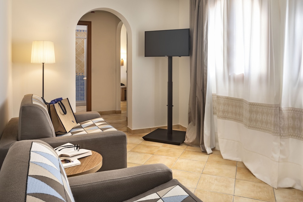 Blu Hotel Morisco Village 71/80