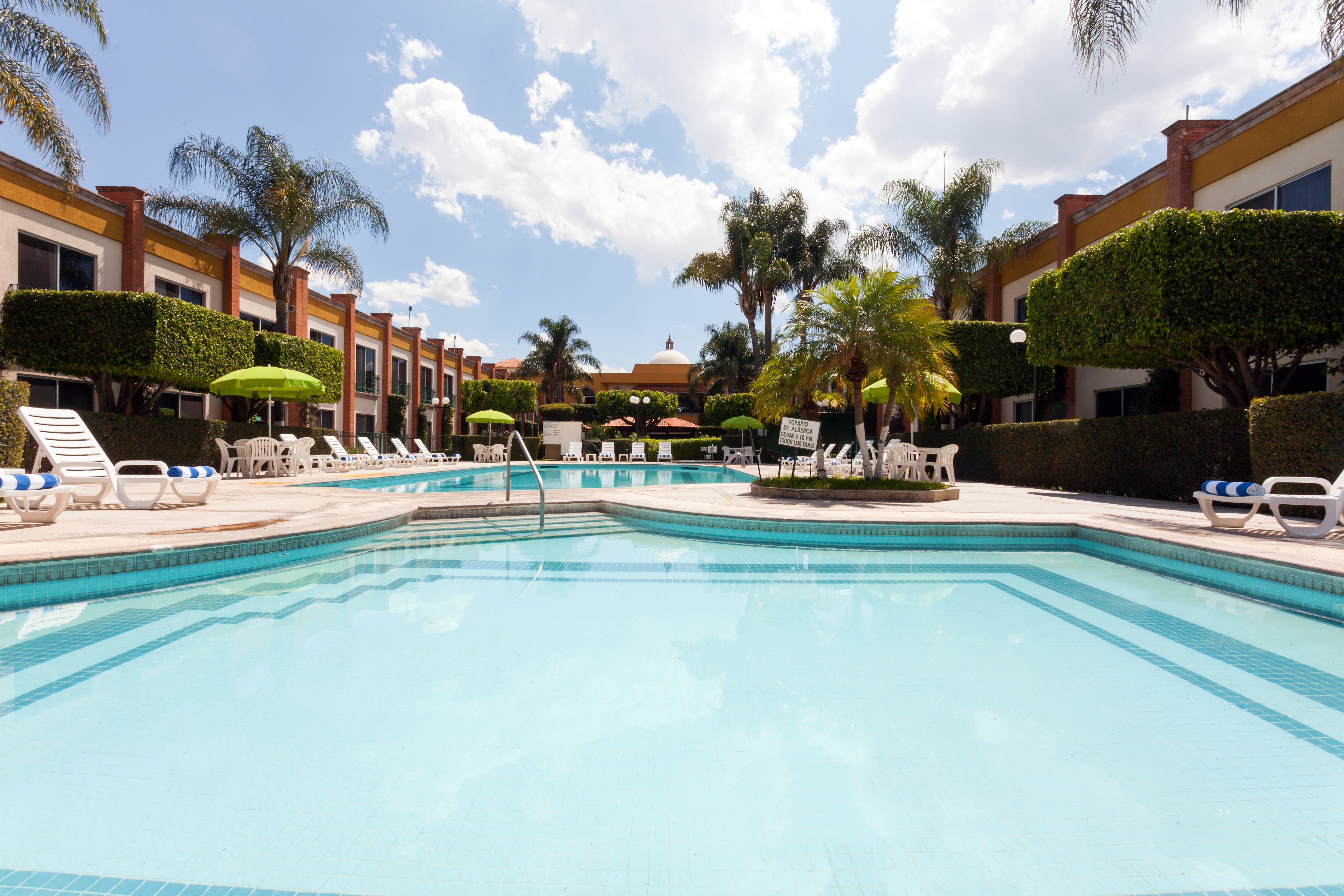 Holiday Inn La Piedad 54/55