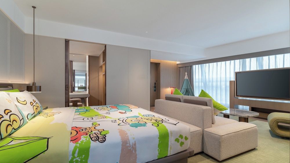 Kids Theme, Suite, King Bed