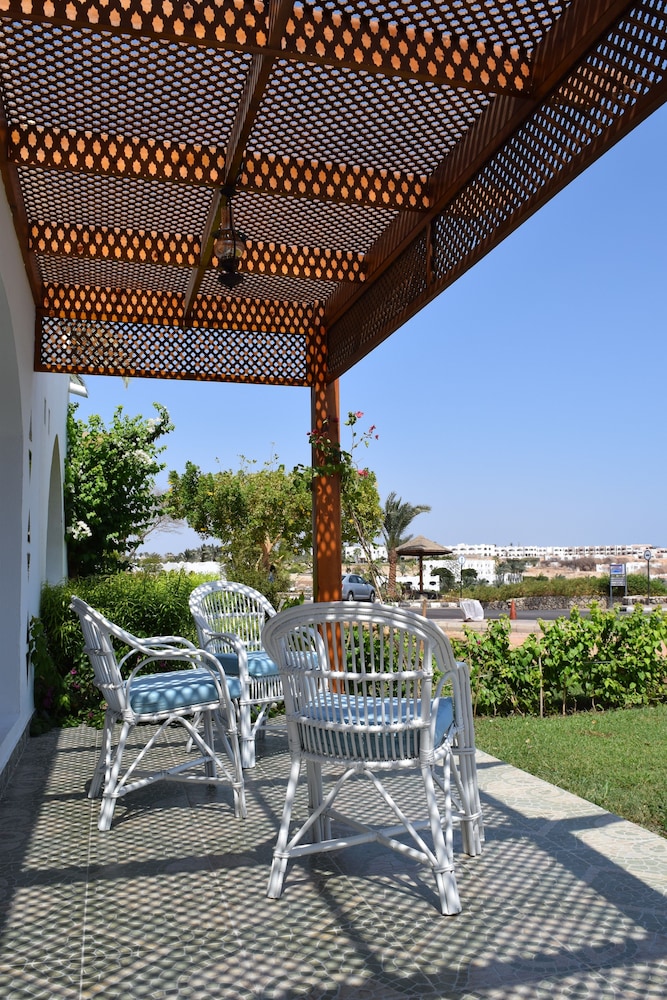 Domina Coral Bay Vacation House 11/41