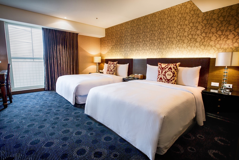 Cai She Hotel 11/48