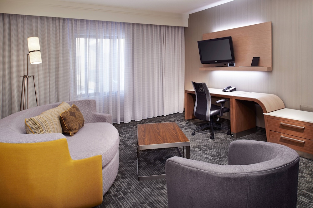 Courtyard By Marriott Toledo Rossford Perrysburg 27/43