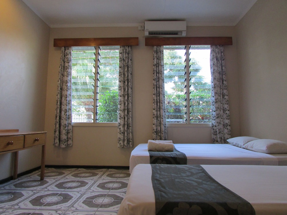 Wailoaloa Beach Resort Fiji 32/76