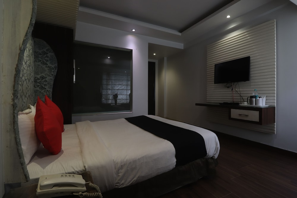 Hotel Uppal International 18/50