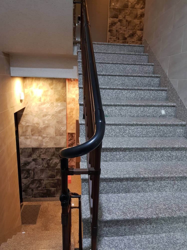 Hotel Maison De Geoje 20/36