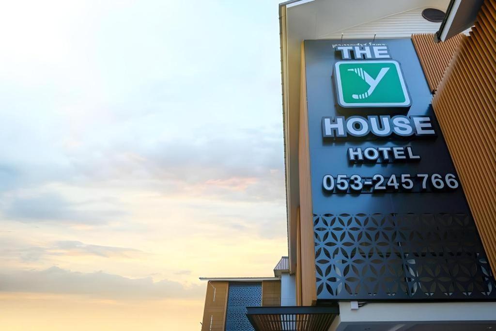 The Y House 5/43