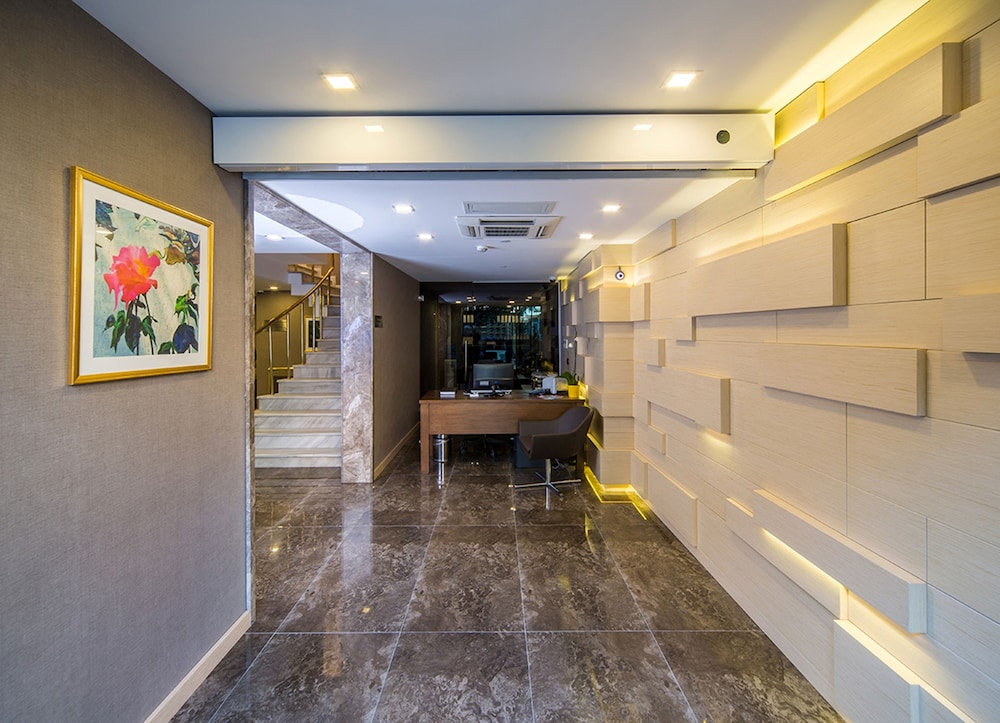 Lobby at Molton Monapart Mecidiyekoy, ISTANBUL