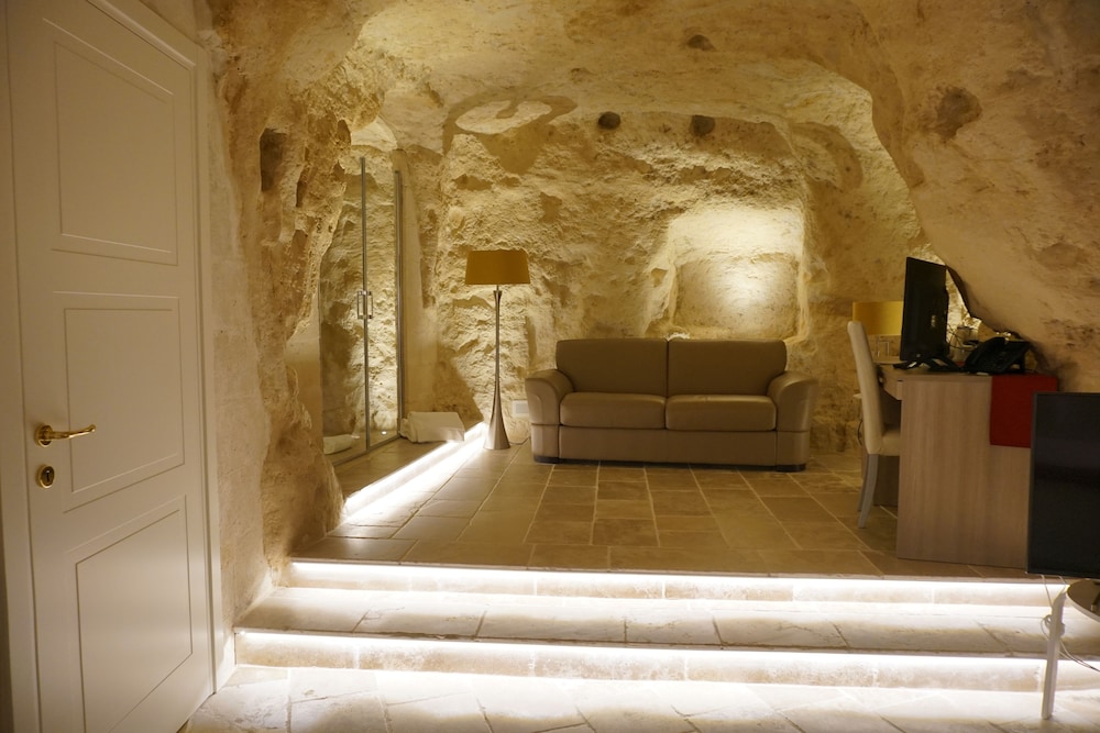 Cinque Elementi Sassi Matera 19/50