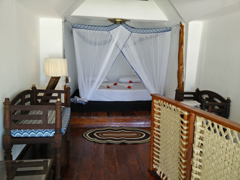 Sea View Lodge Boutique Hotel 20/76