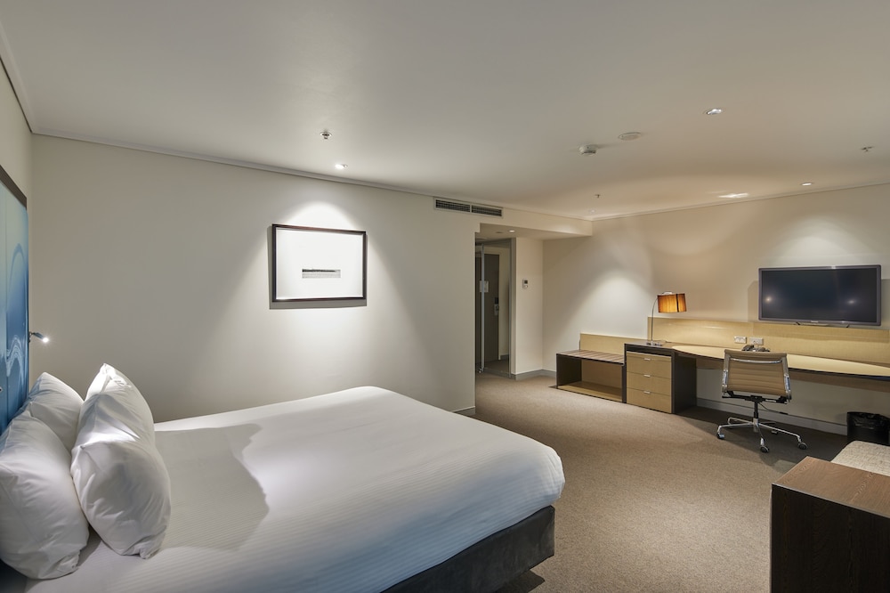 Novotel Melbourne on Collins 19/74