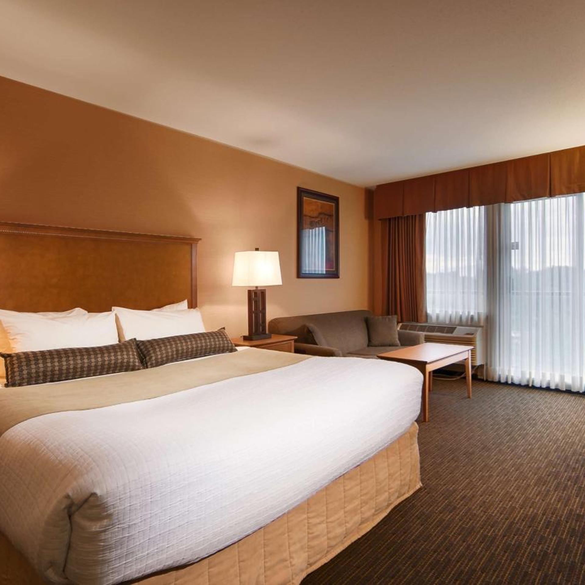 Executive, King Bed