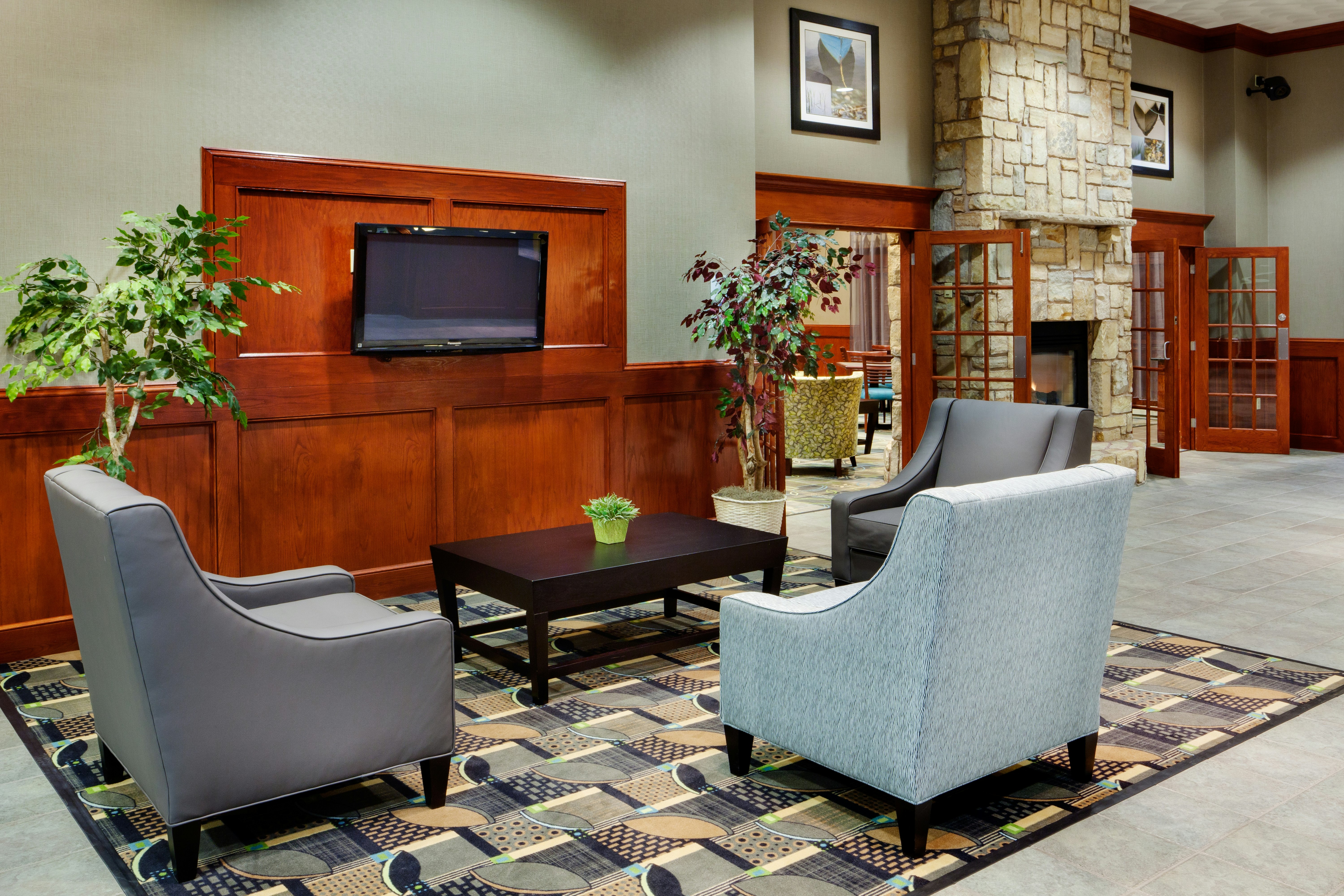 Holiday Inn Express Hotel and Suites Smithfield - Providence 20/22