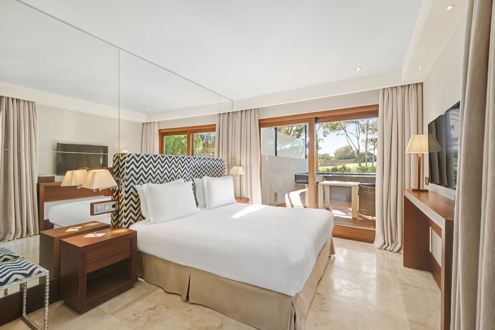 Gecko Hotel and Beach Club 17/50