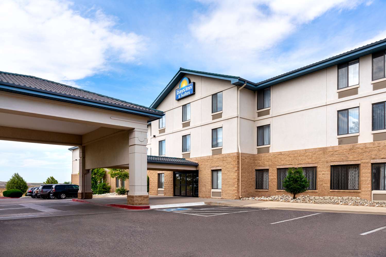 Days Inn & Suites by Wyndham Denver International Airport 28/37
