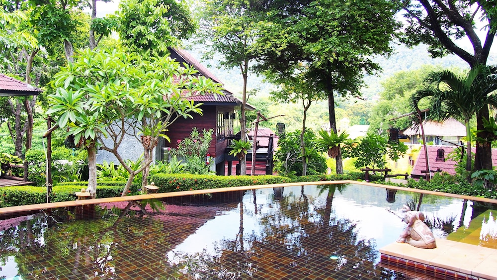 Baan Laanta Resort & Spa 61/69