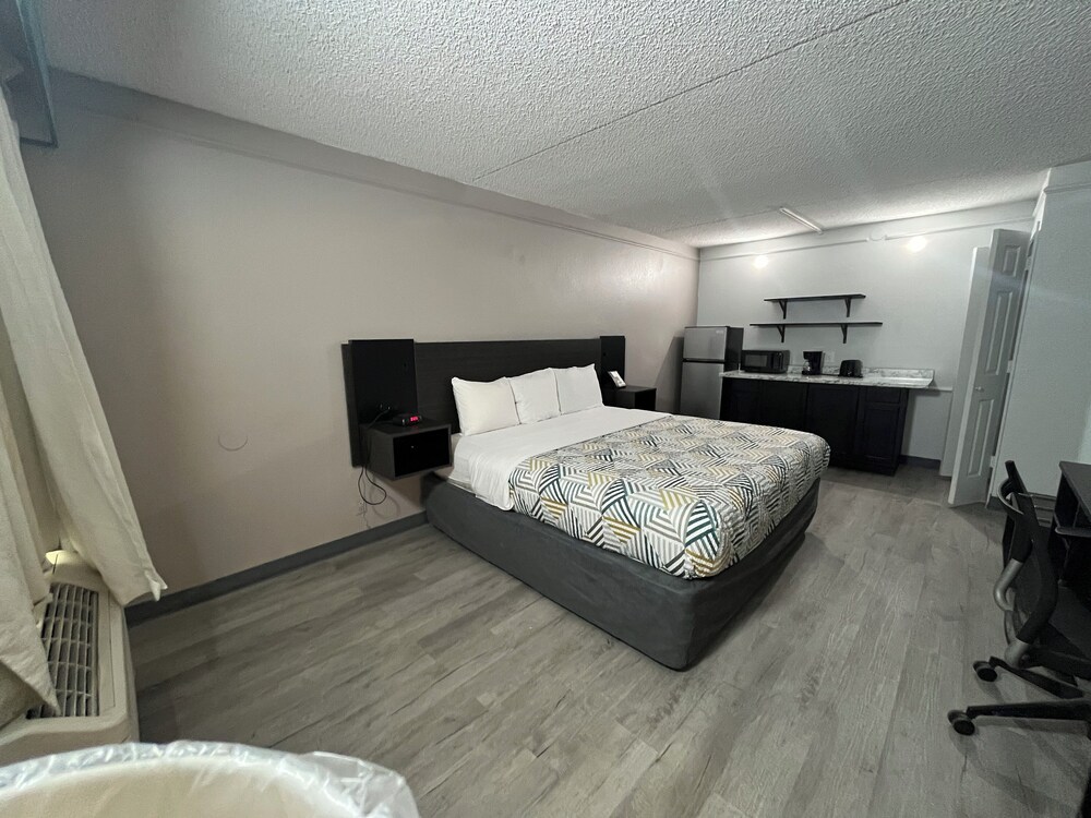 STANDARD, KING BED