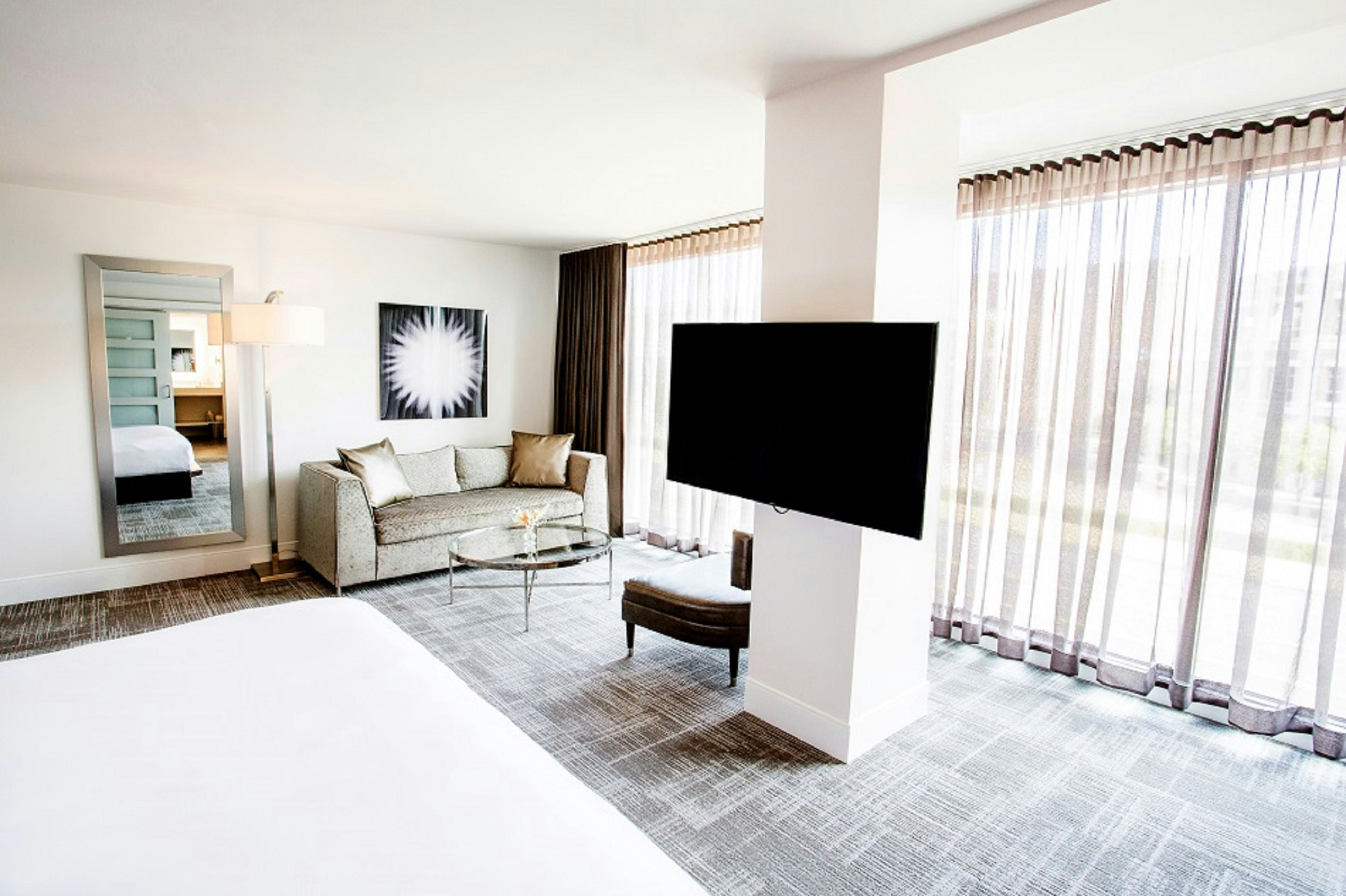 Graduate by Hilton Dallas 31/50