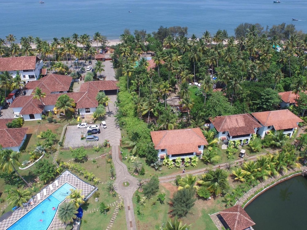 Club Mahindra Cherai 32/50
