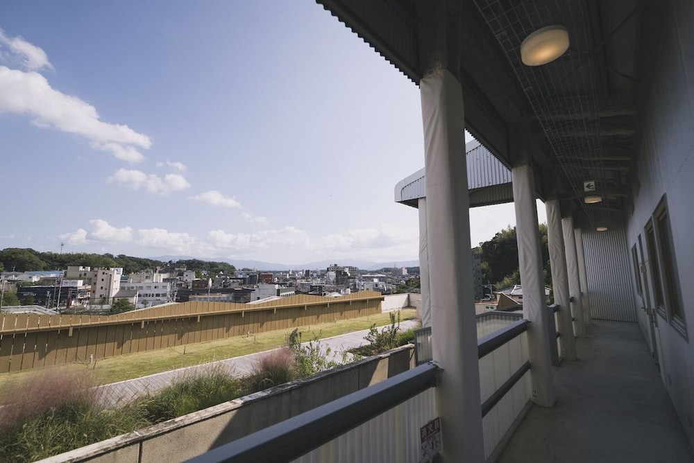 Kotobuki Hotel 55/57