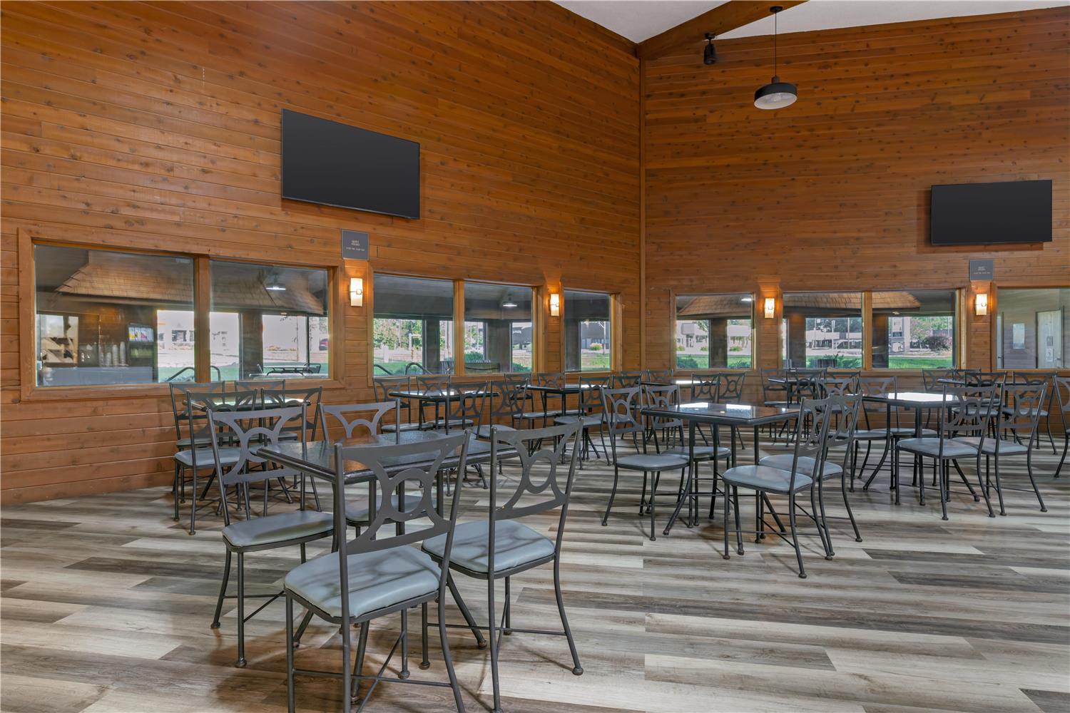 Best Western Maritime Inn 38/43