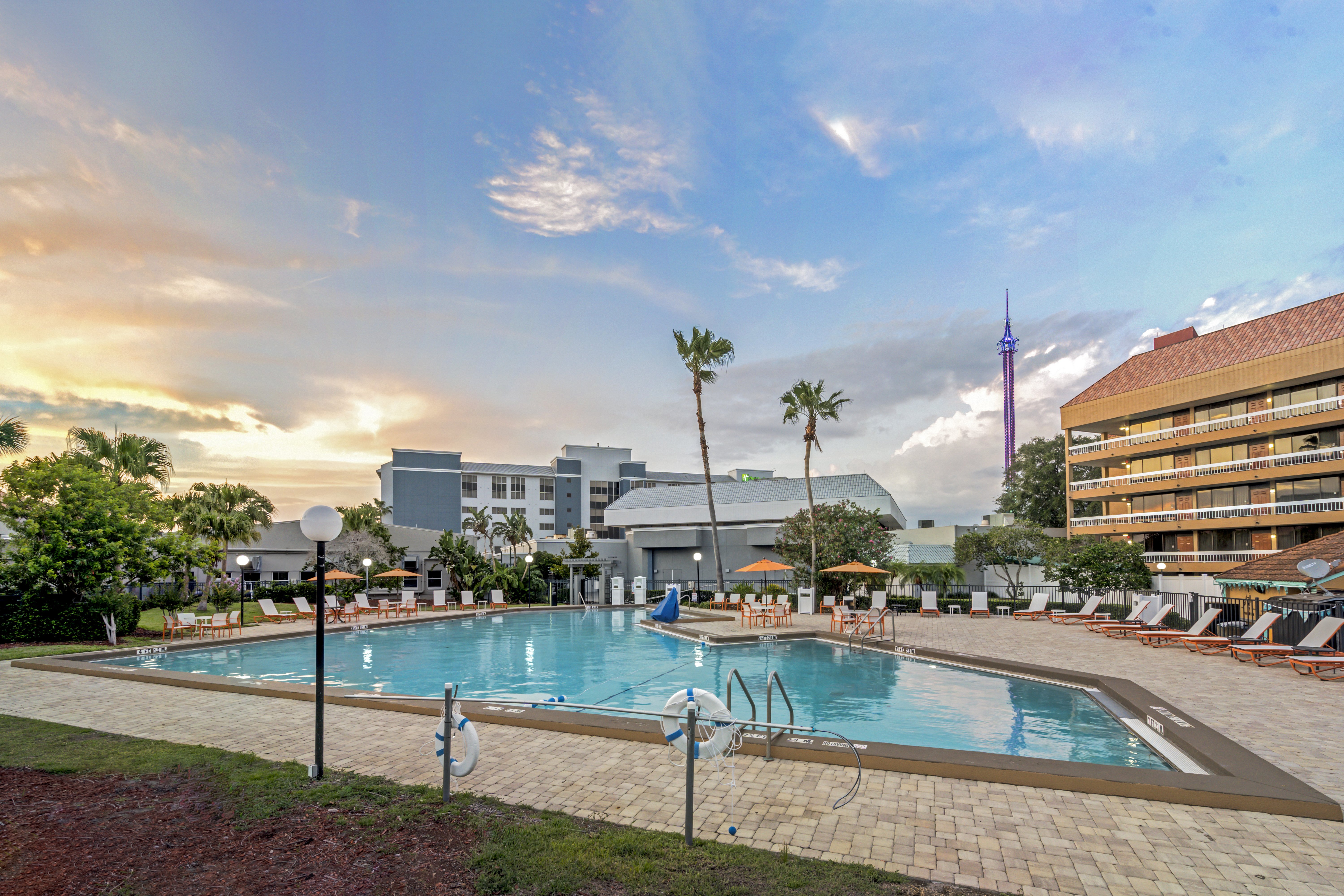 Holiday Inn Orlando Intl Drive - Conv Center 48/50