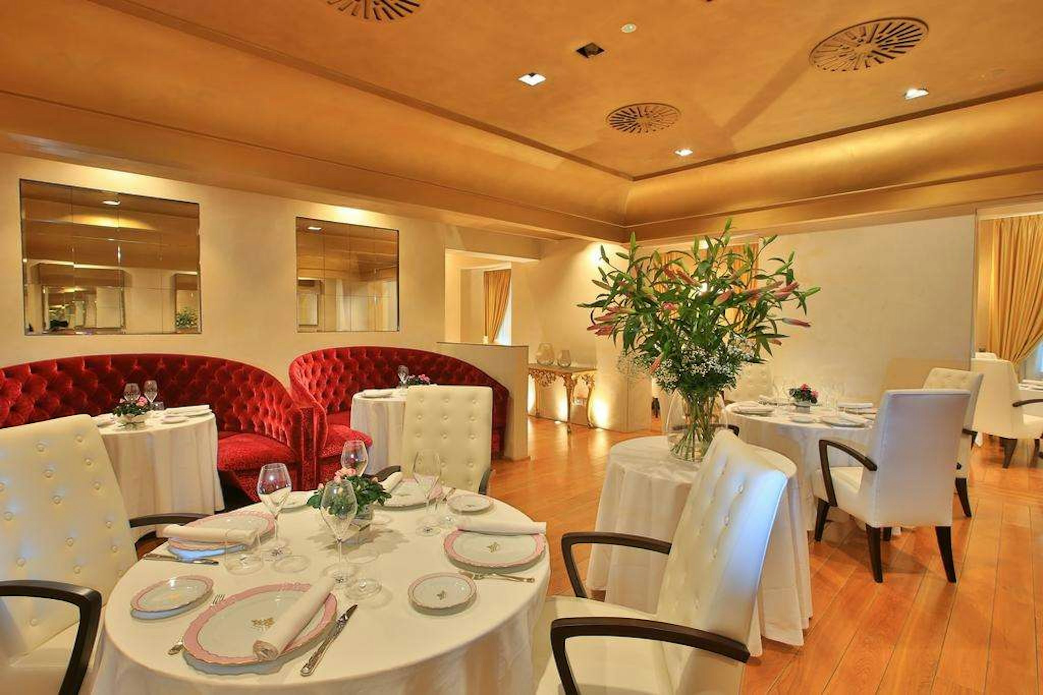 Hotel Rua Frati 48 in San Francesco 35/50