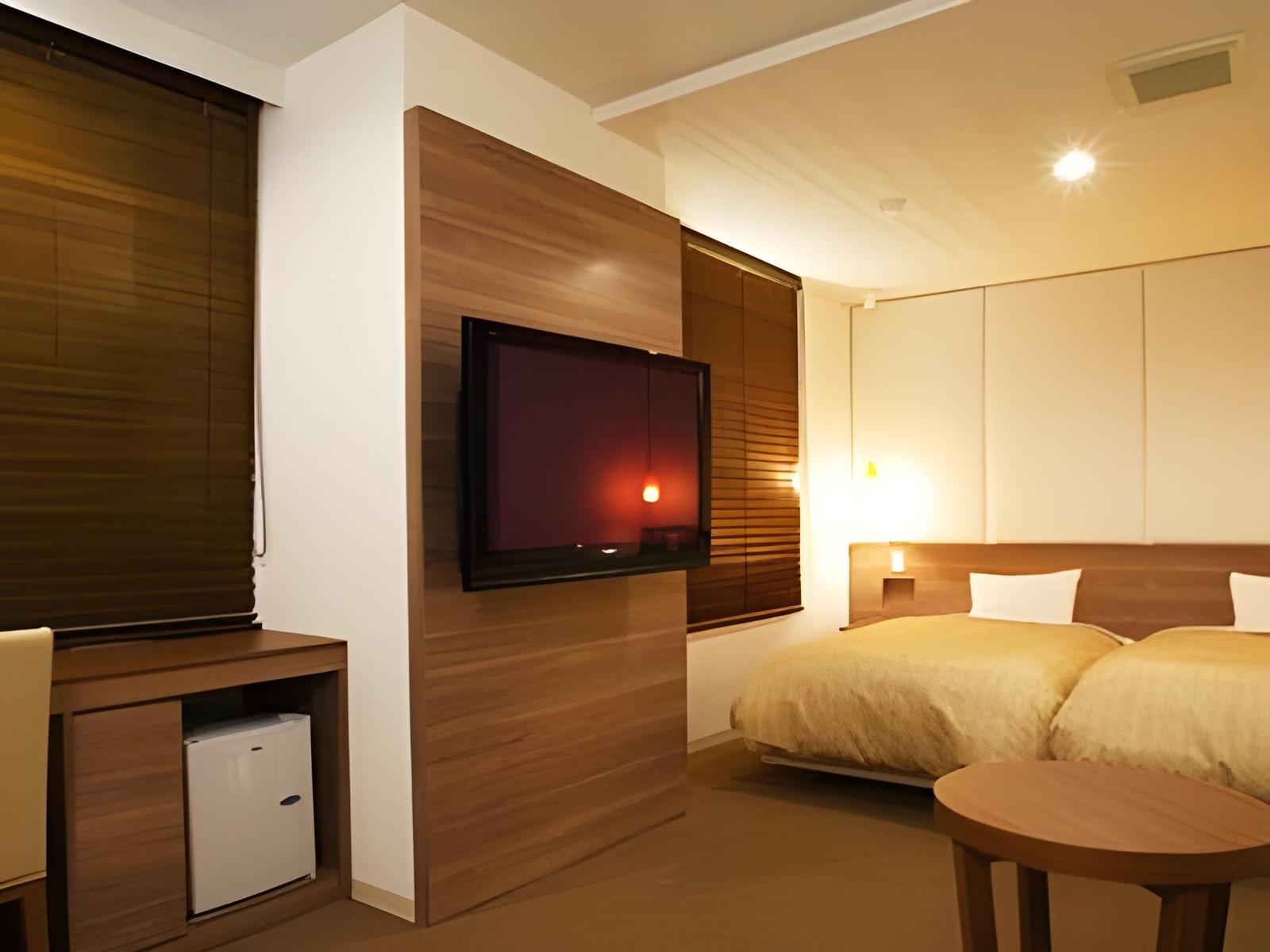 Semi Room, Executive, 2 Semi Double Beds، Hotel Sorriso Hamamatsu 2/2