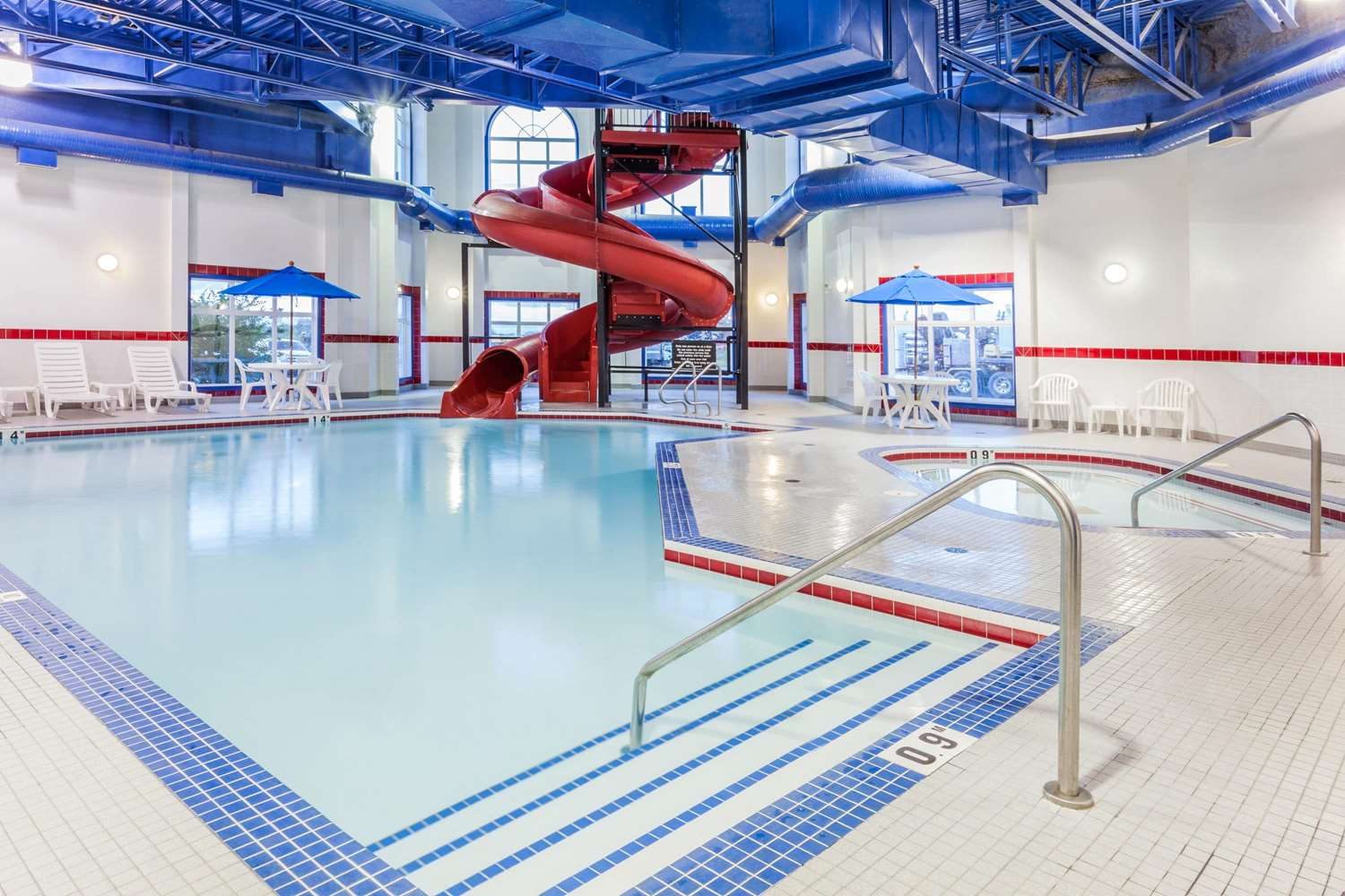 Ramada Westlock 17/37