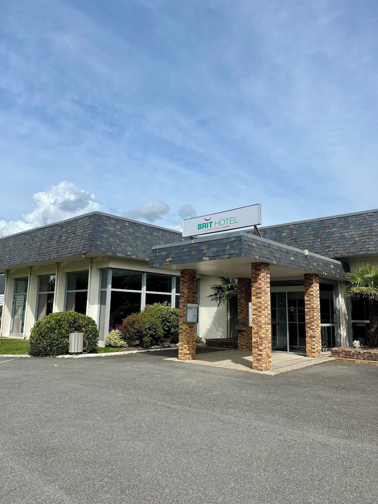 BRIT HOTEL NANTES VIGNEUX – L’ATLANTEL 2/49