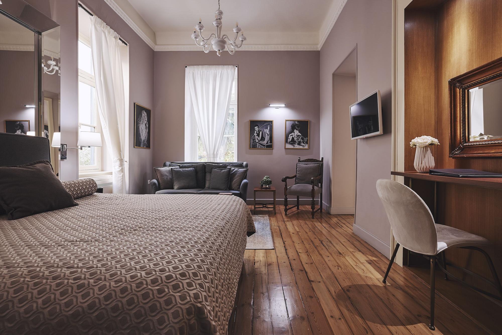 Metropolitan, Executive, Studio, Suite, Garden View