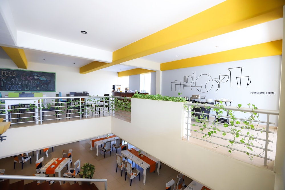 TRYP by Wyndham Chetumal 6/42