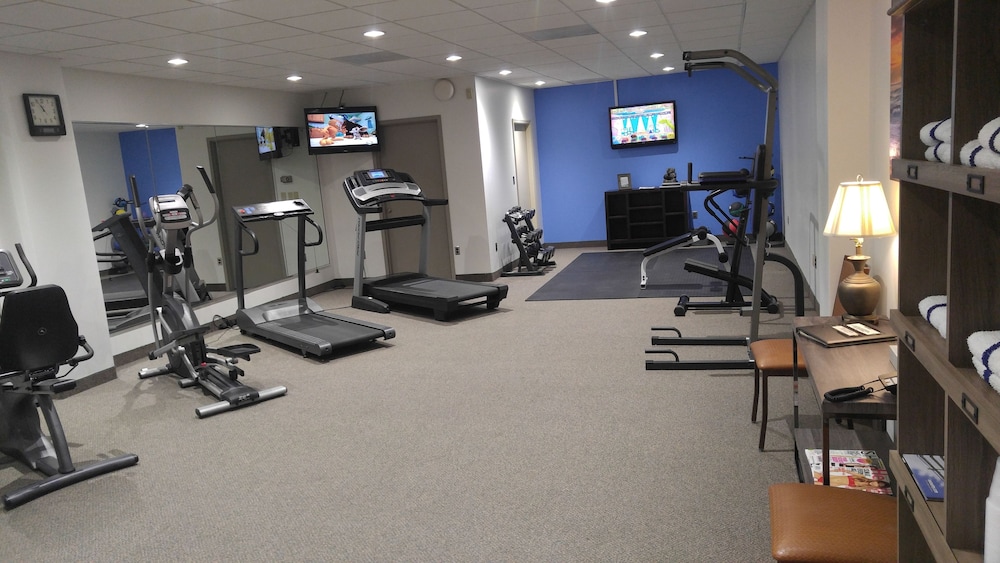 Best Western Plus Wooster Hotel & Conference Center 30/48