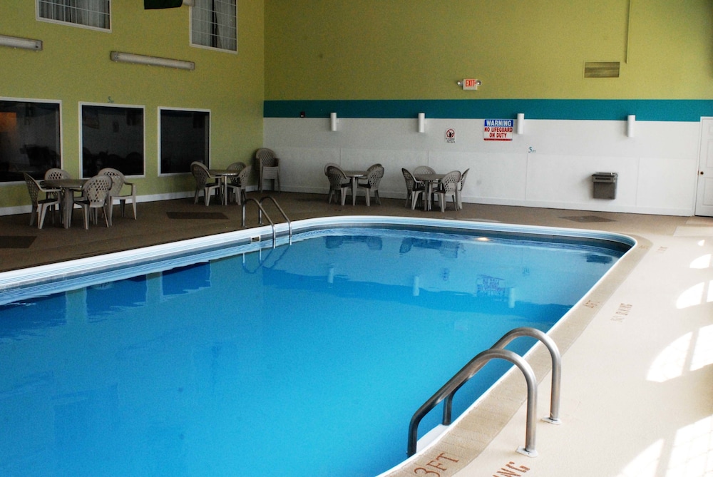 Northfield Inn Suites Conference Center 1/63