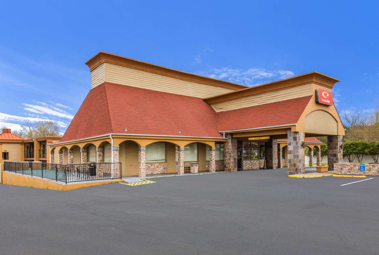 Econo Lodge Salisbury 3/49