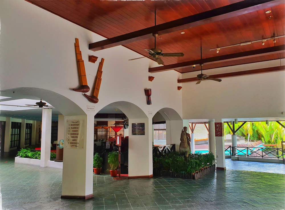 SABAH HOTEL SANDAKAN 48/69