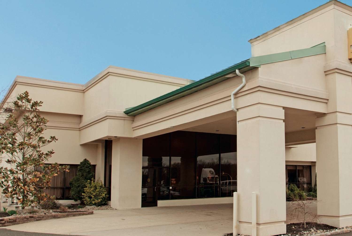 Ramada by Wyndham Fairfield NJ 1/21