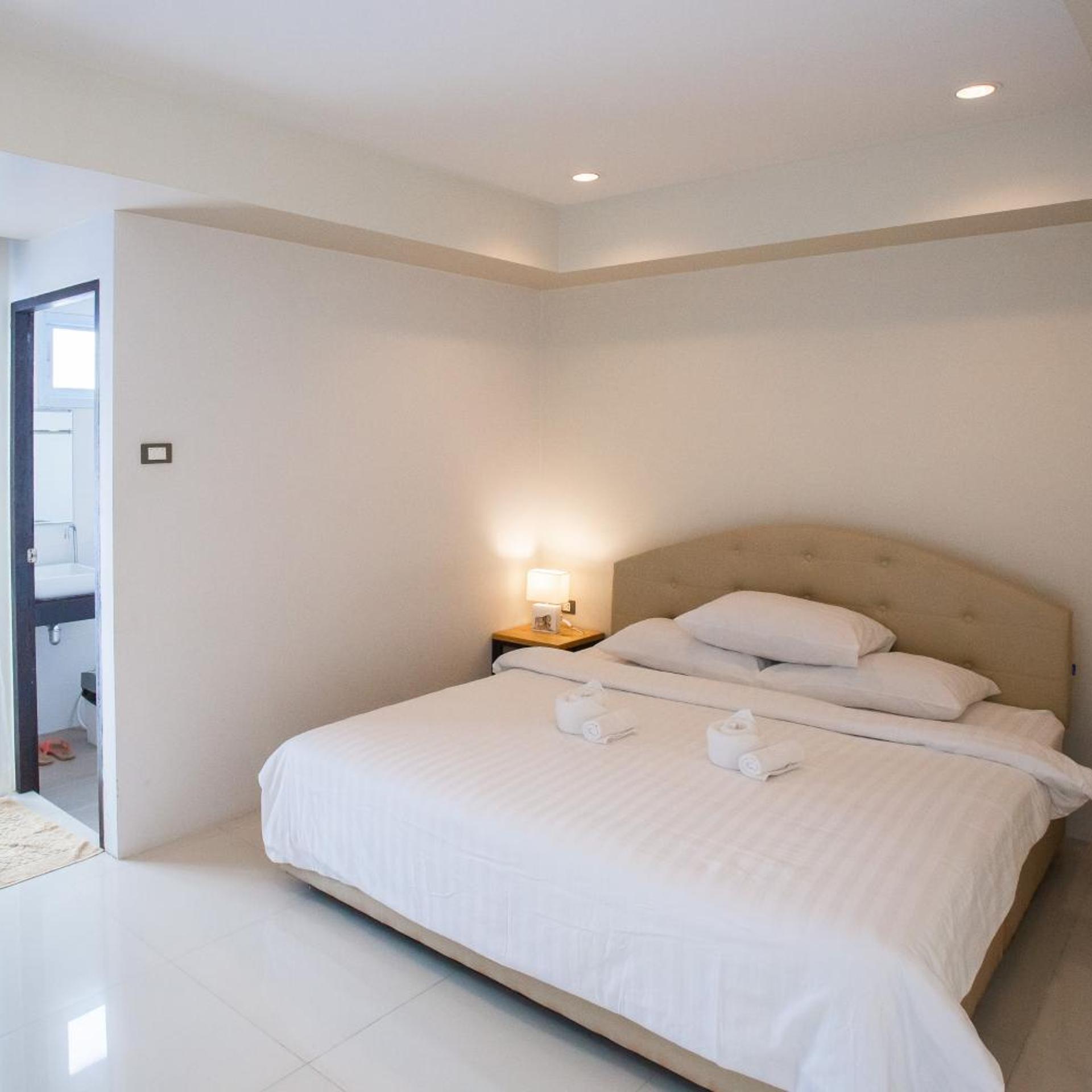 Le Neuf Nakorn Lampang 12/63