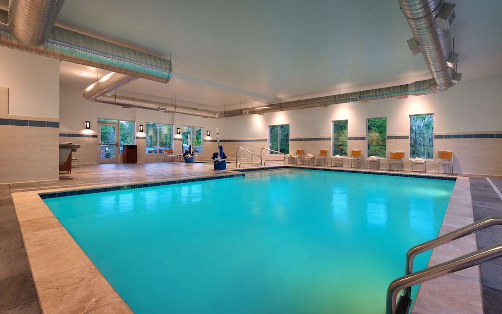 Hyatt Place Fayetteville/Springdale 10/33